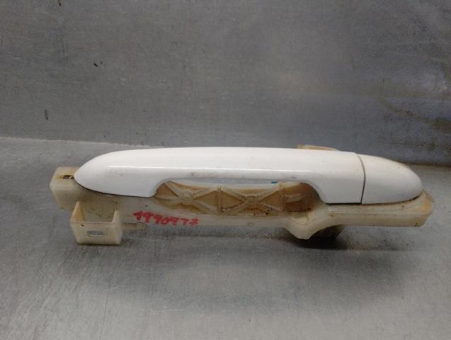 HYUNDAI 826551W000 Держатель наружной ручки двери передней левой в наличии Житомир