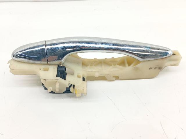 HYUNDAI 826613W010 Ручка двери правой наружная передняя/задняя в наличии Чернигов