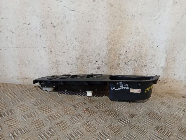 HYUNDAI 827101E050 в наличии Тернополь