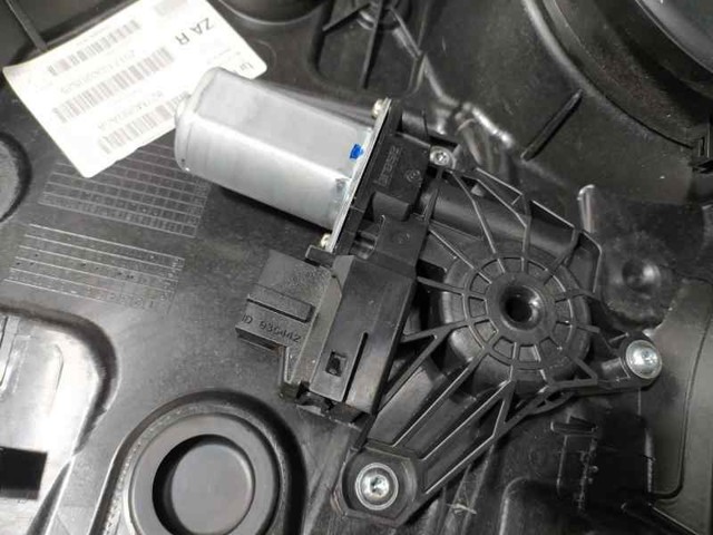 827205DM0A NISSAN Механизм стеклоподъемника двери задней правой купить в Украина