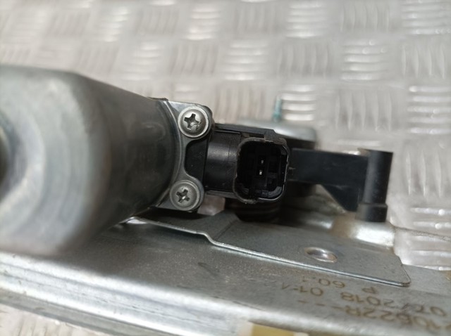 827210622R RENAULT Механизм стеклоподъемника двери задней левой купить в Ирпень