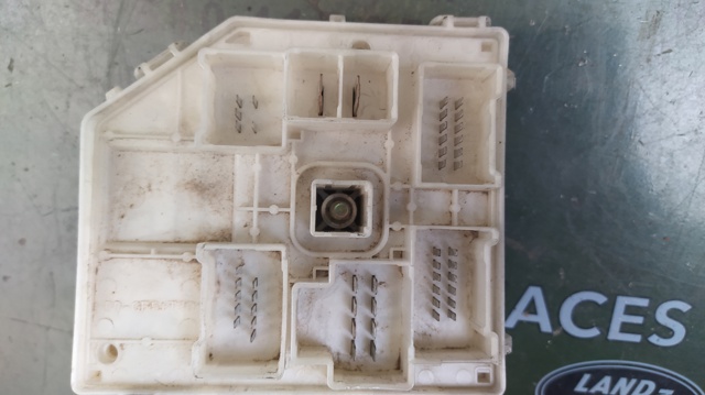 8272142040 TOYOTA Блок предохранителей купить в Каменское