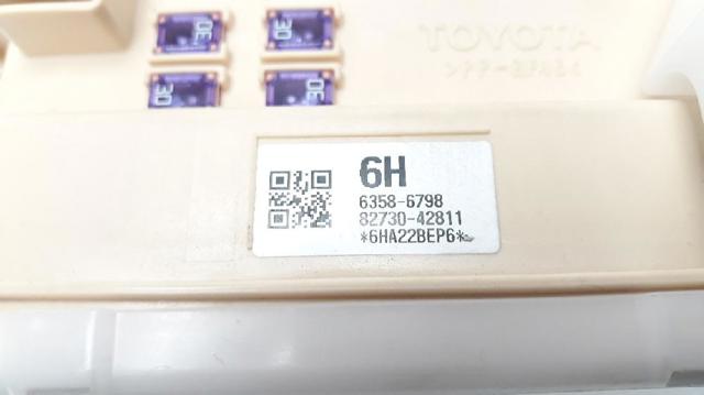 TOYOTA 8273042811 в наличии Николаев