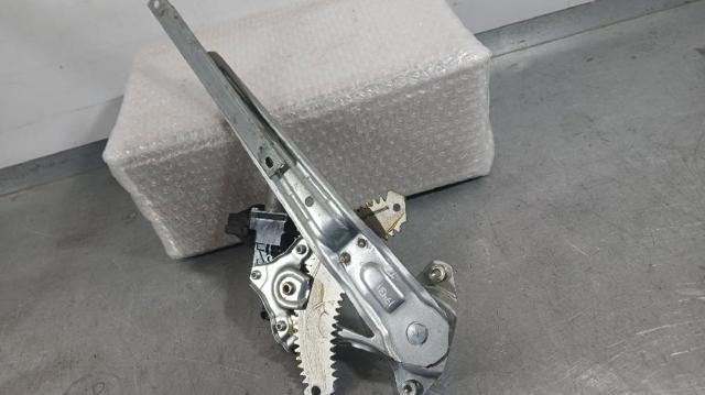 827315RB0A Мотор стеклоподъемника двери задней левой купить Ужгород