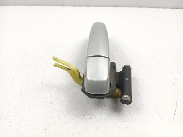 SUZUKI 8284163J10 Держатель наружной ручки двери задней левой в наличии Черкассы
