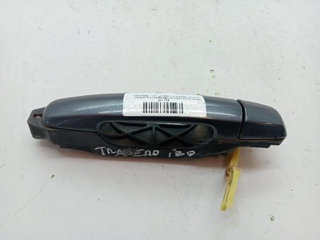 SUZUKI 8284163J10 Держатель наружной ручки двери задней левой в наличии Ровно