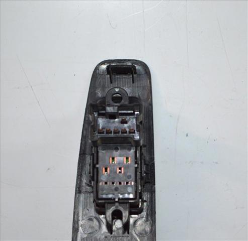 82951JD000 NISSAN купить в Николаев