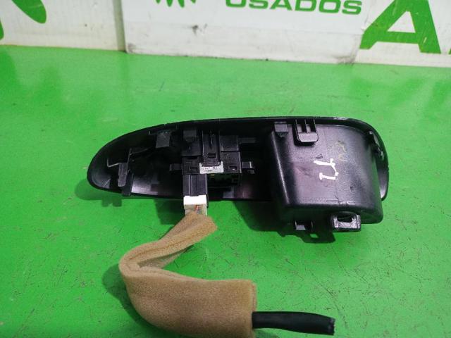 NISSAN 829611KA2A в наличии Чернигов
