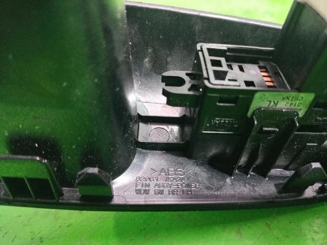 829611KA2A NISSAN купить в Черновцы