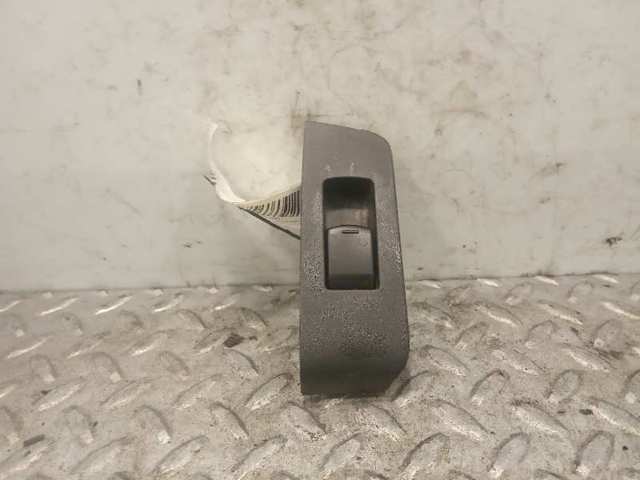 NISSAN 82961JG00A в наличии Полтава