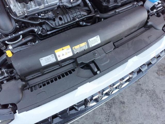 VAG 82A823509A Замок капота в наличии Николаев
