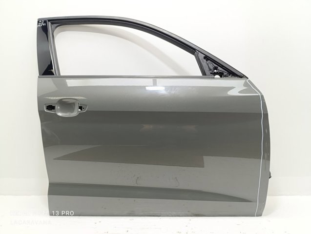 Porta dianteira direita 82G831052 VAG