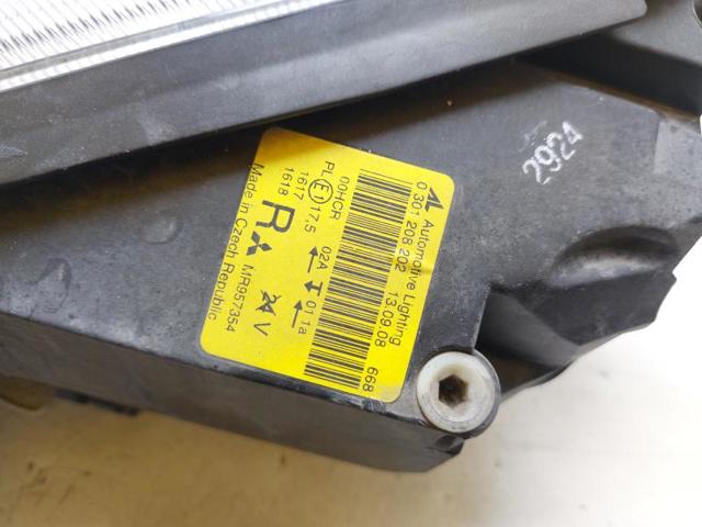MITSUBISHI 8301B652 Фара правая в наличии Одесса