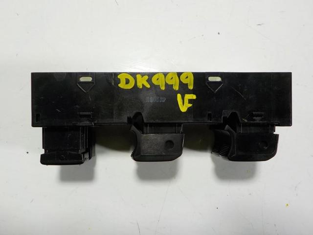 83071FJ031 SUBARU Кнопочный блок управления стеклоподъемником передний левый купить в Ирпень