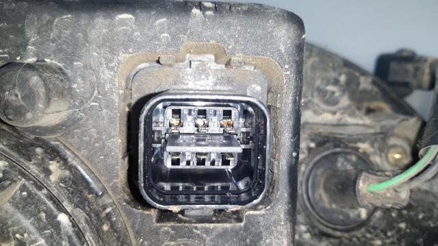 8310108103HBC SSANG YONG Левая фара купить в Тернополь