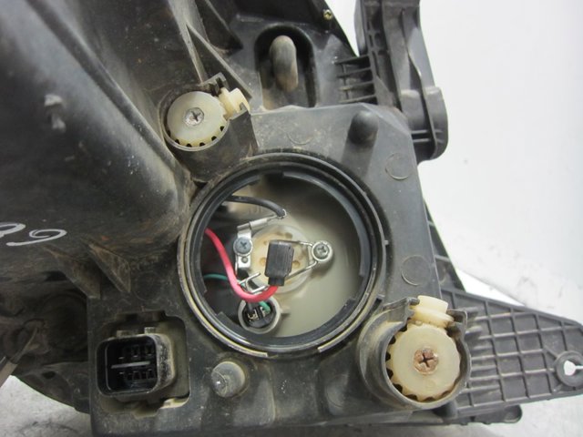 8310108103HBC SSANG YONG Фара левая купить в Запорожье