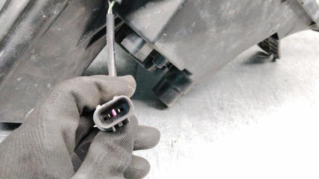 SSANG YONG 8310208103HBC Правая фара в наличии Украина