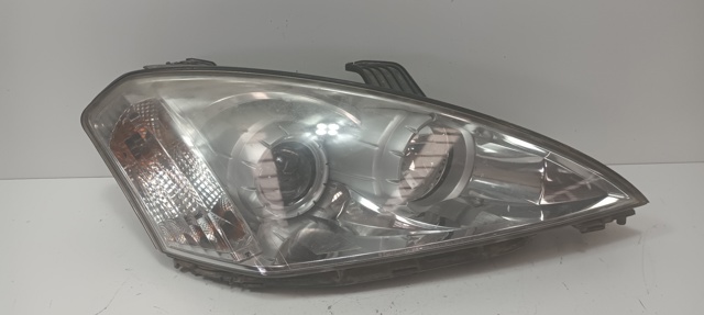 SSANG YONG 8310208B14 Фара правая в наличии Украина