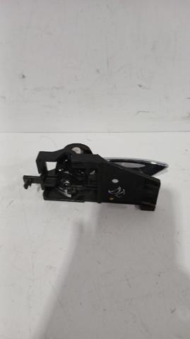 SUZUKI 8311061M005PK Ручка двери правой внутренняя передняя/задняя в наличии Винница