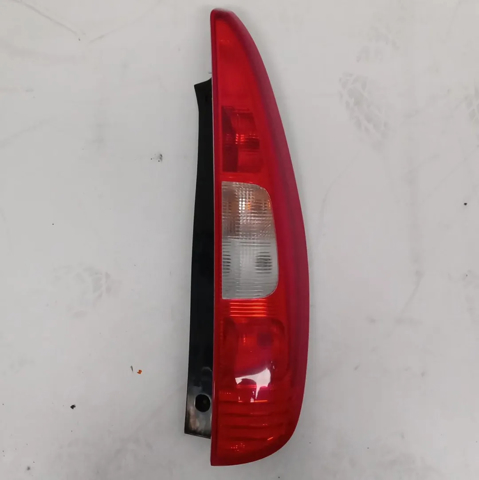 MITSUBISHI 8330A328 Фонарь задний правый в наличии Кривой Рог