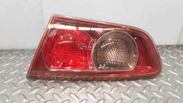 Lanterna traseira direita interna 8330A476 Mitsubishi