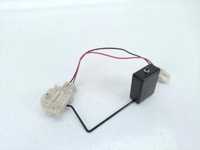Sensor do nível de combustível no tanque Toyota Yaris P13