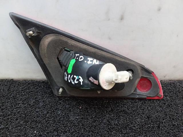 8336A029 MITSUBISHI Фонарь задний правый внутренний купить в Павлоград
