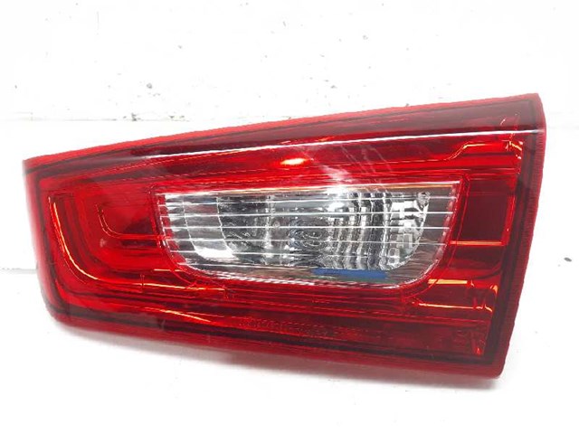 Luz traseira direita interior para Mitsubishi ASX SUV (2010-...) 1.8 di-d (116 cv) 8336A088