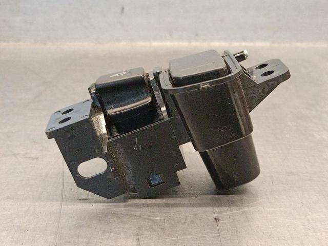 83381AG010 SUBARU купить в Чернигов