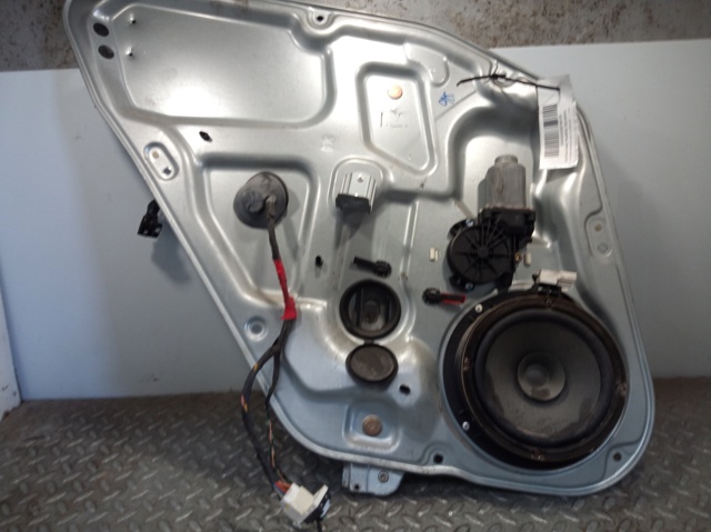 Motor de acionamento de vidro da porta traseira esquerda 834503K001 Hyundai/Kia