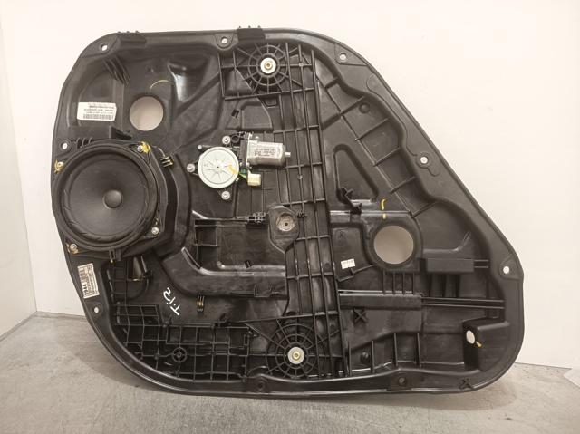 83450A4000 HYUNDAI Мотор стеклоподъемника двери задней левой купить в Львов