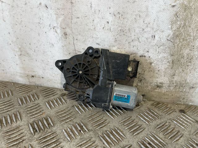 83450B8010 HYUNDAI Мотор стеклоподъемника двери задней левой купить в Винница