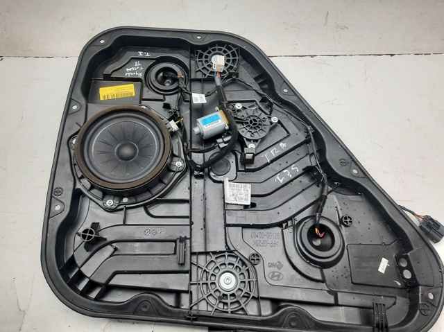 83450D7000 HYUNDAI Мотор стеклоподъемника двери задней левой купить в Ирпень
