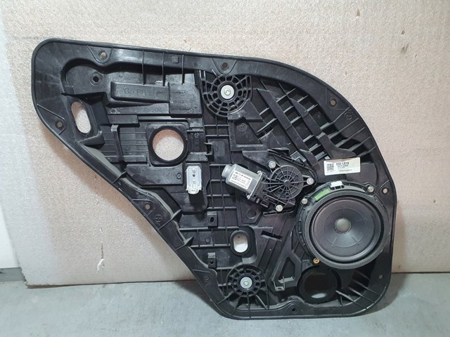 83450G5000 HYUNDAI Мотор стеклоподъемника двери задней левой купить в Львов