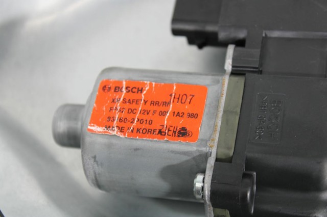 834602P010 Мотор стеклоподъемника двери задней правой купить Одесса