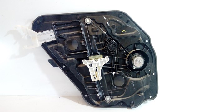 Motor do Windows traseiro direito para Kia Ceed Sportswagon (JD) (2012-...) 1.6 CRDI 128 D4FB 83460A2010