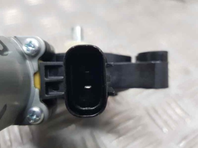 83460A5000 HYUNDAI Мотор стеклоподъемника двери задней правой купить в Тернополь