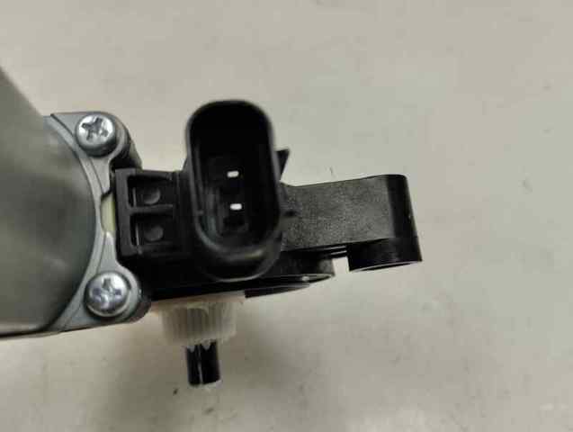 83460F1000 HYUNDAI Мотор стеклоподъемника двери задней правой купить в Павлоград
