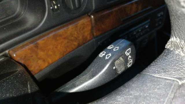 8363668M BMW Переключатель подрулевой левый купить в Винница
