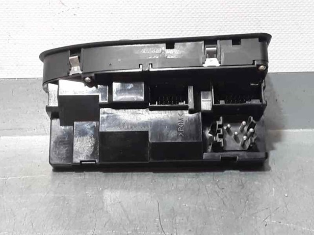 8368966 BMW купить в Кривой Рог