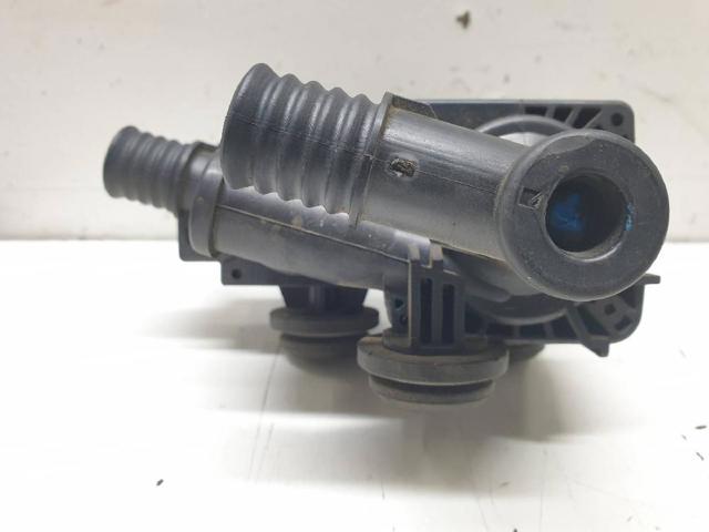 8369807 BMW Кран печки (отопителя) купить в Одесса