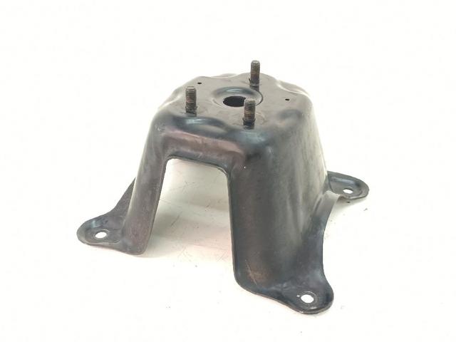 8396165J00 SUZUKI Кронштейн запасного колеса купить в Украина