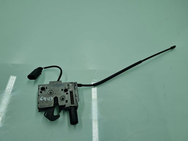83A823509A VAG Замок капота купить в Днепр