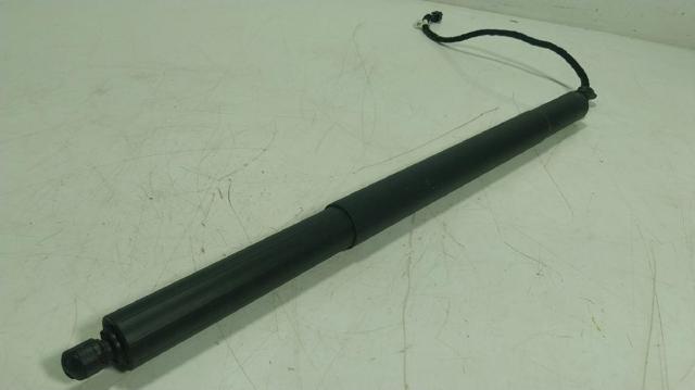 VAG 83A827851D Амортизатор багажника в наличии Чернигов