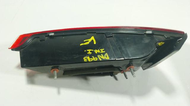 83A945093 VAG Фонарь задний левый внутренний купить в Полтава