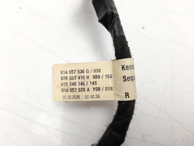83B857410H VAG Правое зеркало купить в Ирпень