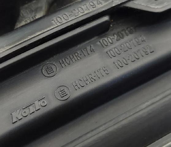 SUBARU 84001AG301 Фара правая в наличии Ирпень