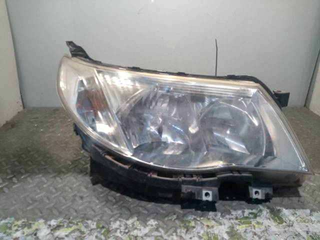 Luz direita 84001SC121 Subaru