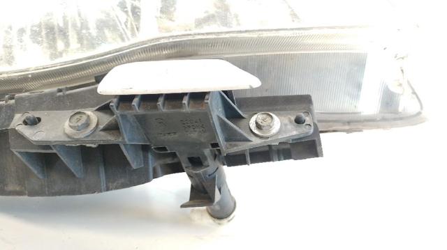 84001SC223 SUBARU Правая фара купить в Павлоград