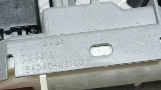 TOYOTA 8404002120 Кнопочный блок управления стеклоподъемником центральной консоли в наличии Каменское